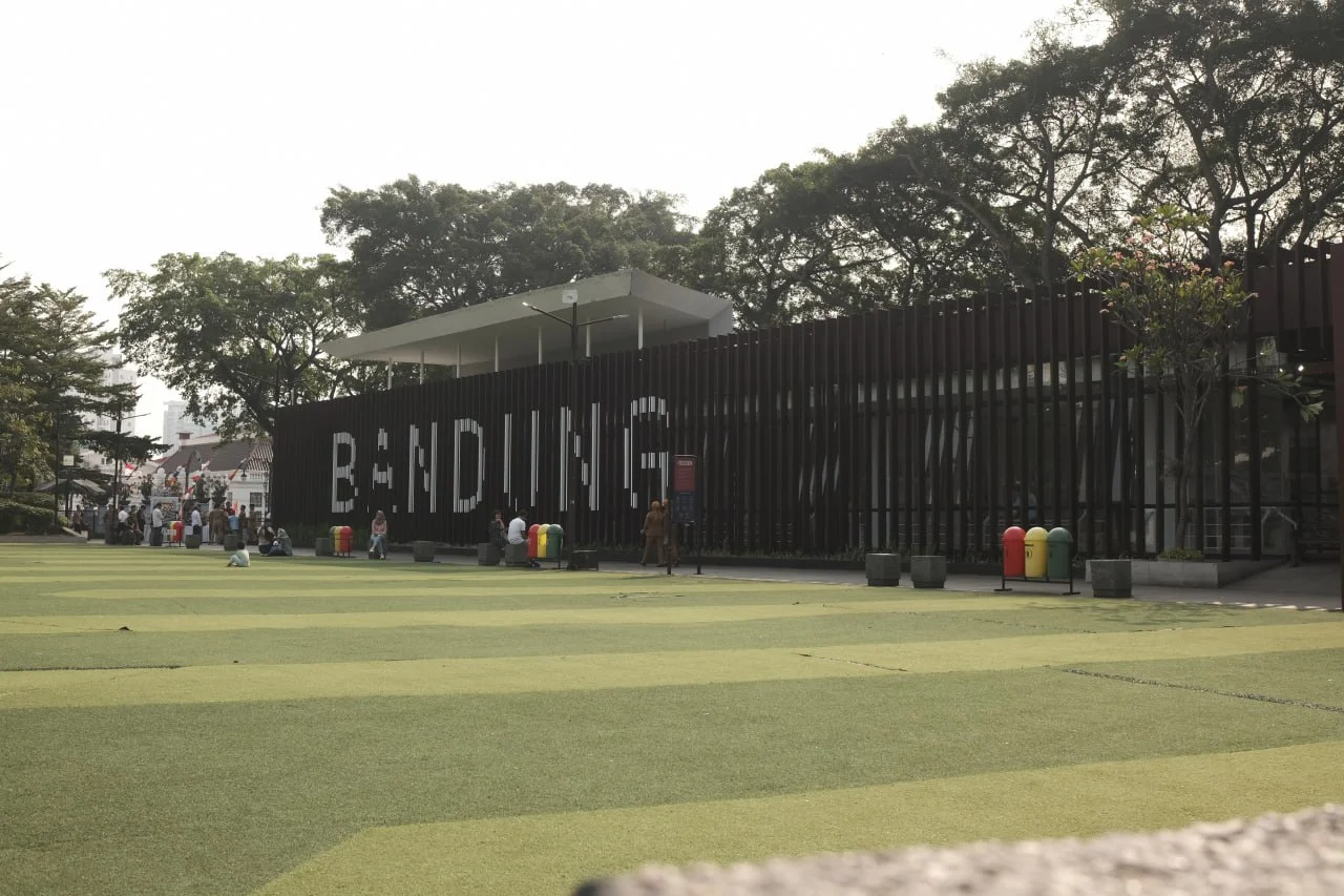 Revitalisasi Alun-Alun Bandung Selesai Lebih Cepat